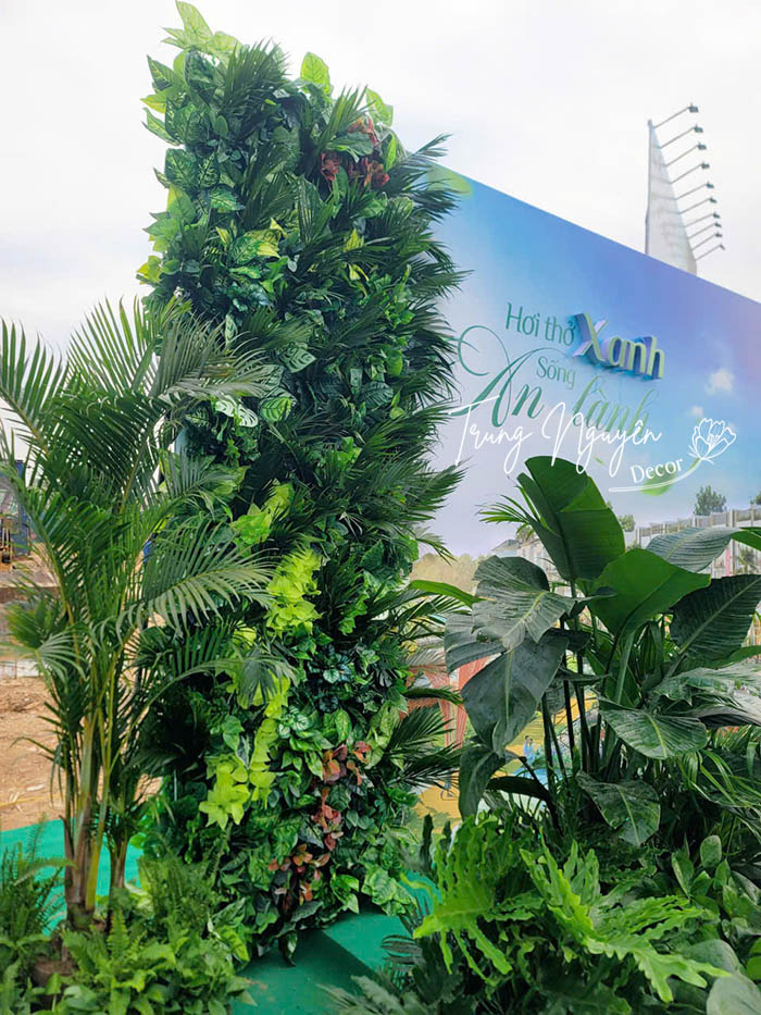 Setup cây sự kiện sân khấu Bất động sản