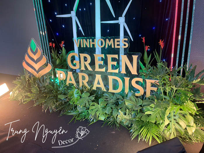 Setup cho thuê cây sự kiện Vinhome