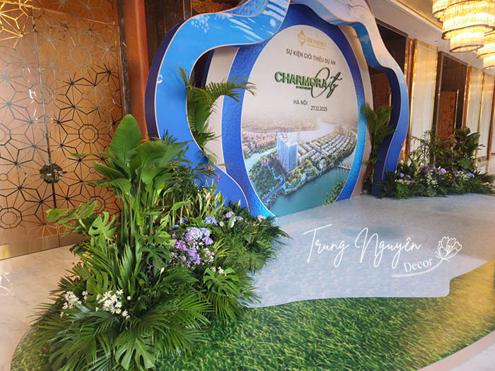 Cho thuê cây sự kiện BDS tại 75 Tây Hồ